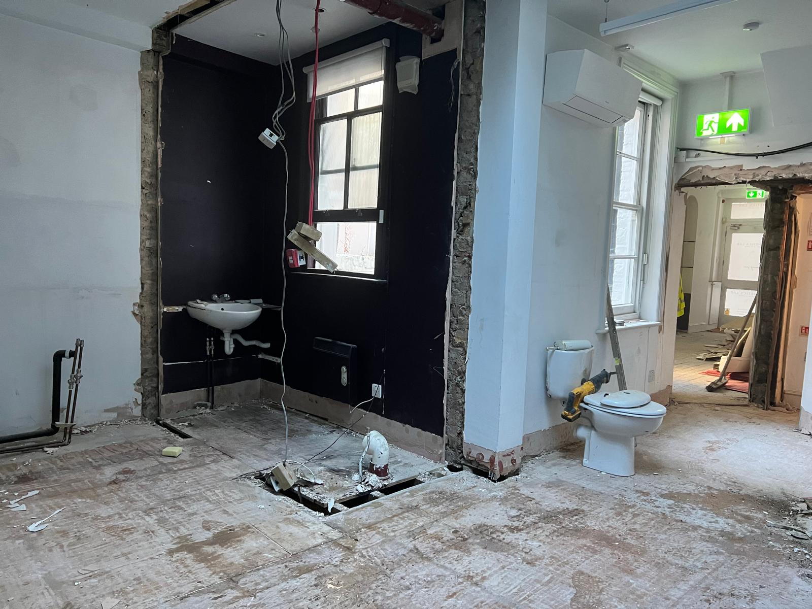 Belgravia clinic refurbishment during works by J&H Spaces